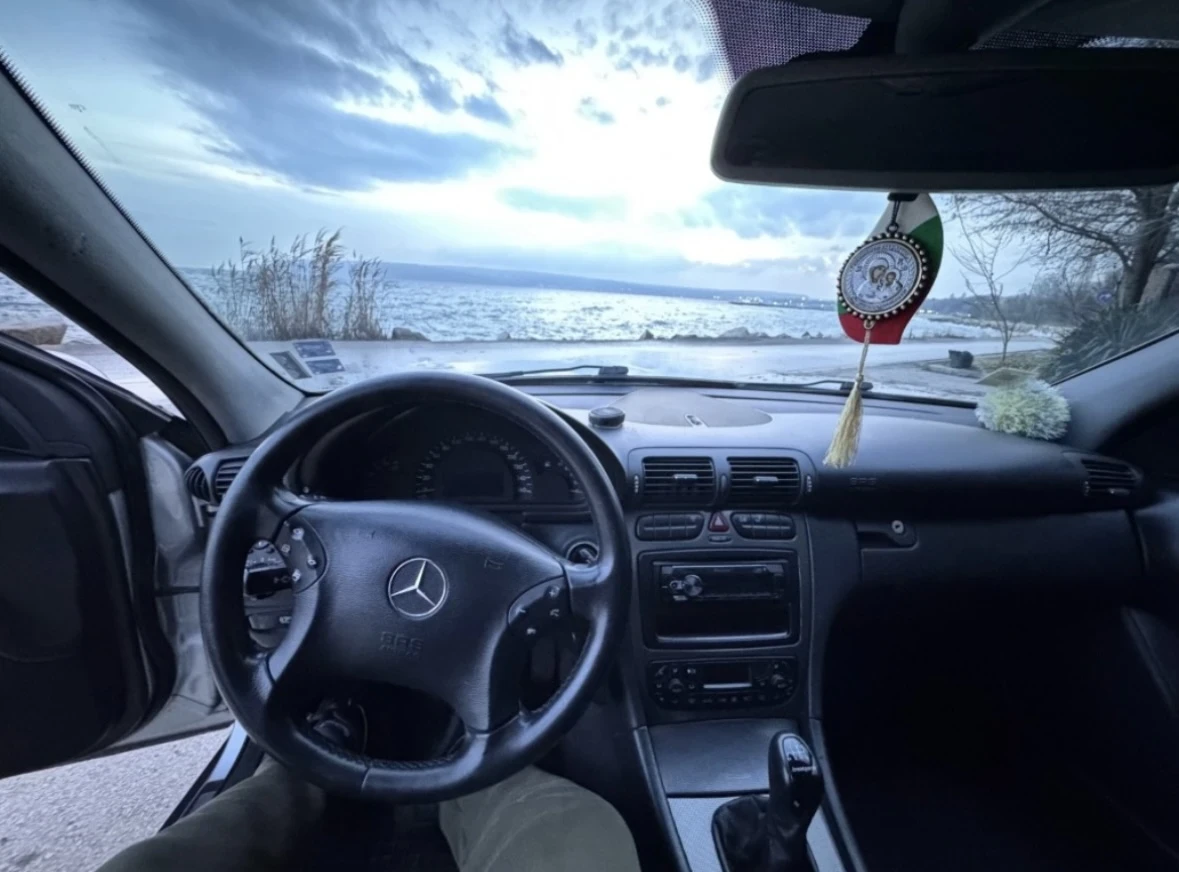 Mercedes-Benz C 270 Avangard - изображение 10