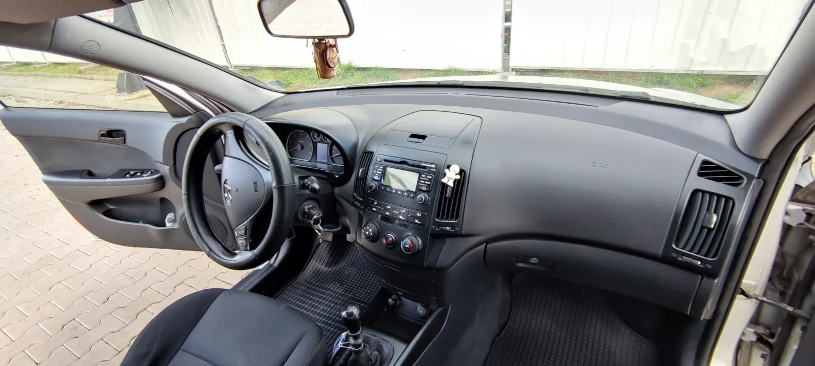 Hyundai I30 1.6 CRDI - изображение 9