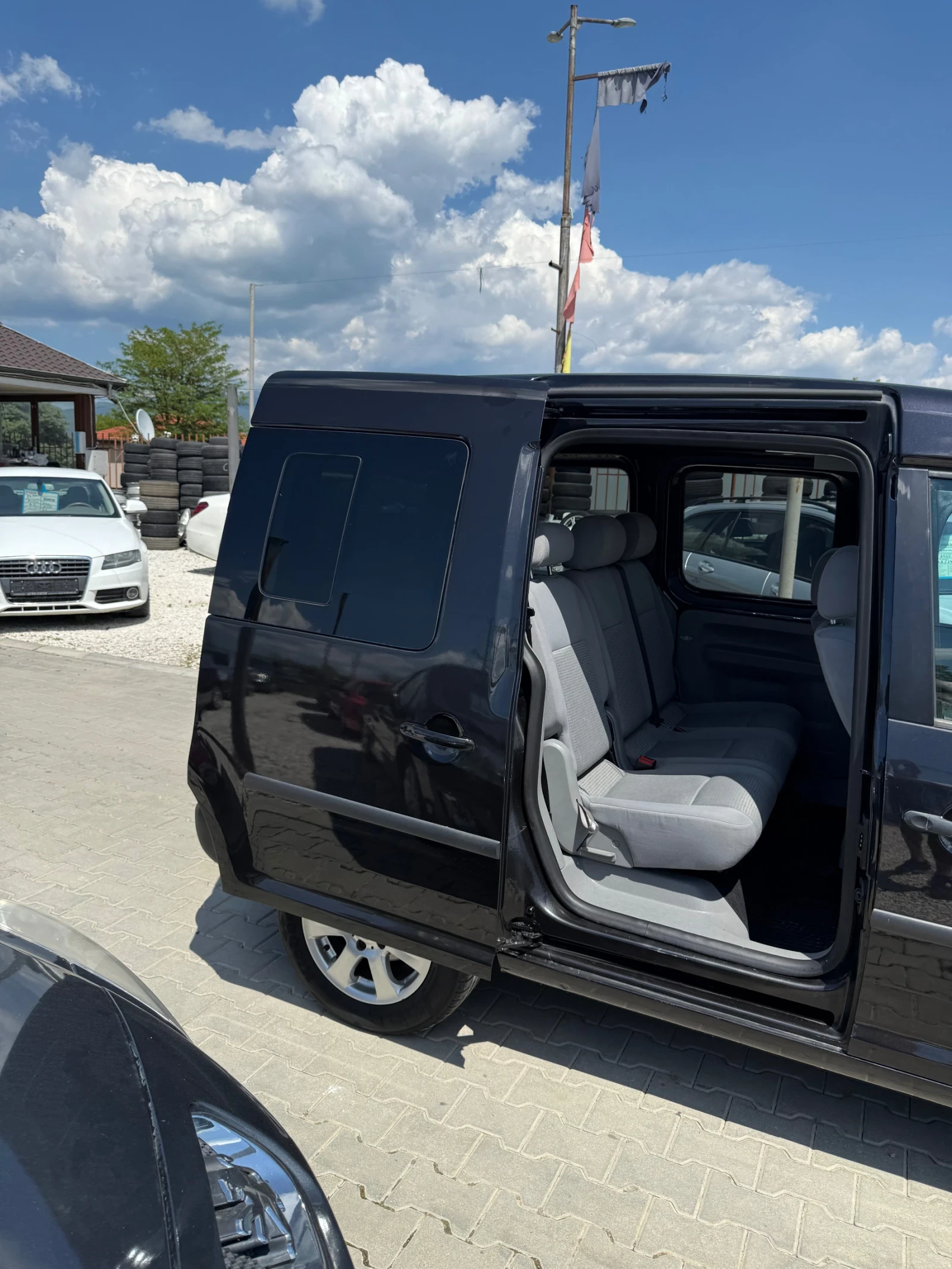 VW Caddy 1.6* Нов внос* Клима* 7места* Бартер*  - изображение 6