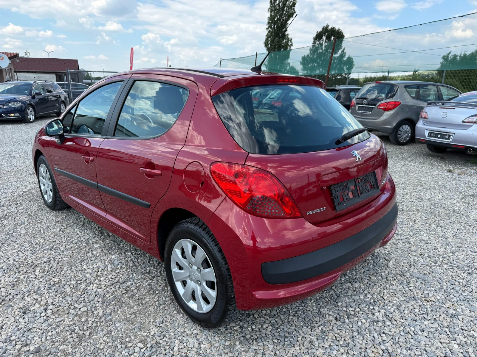 Peugeot 207 1.4i-88PS - изображение 7