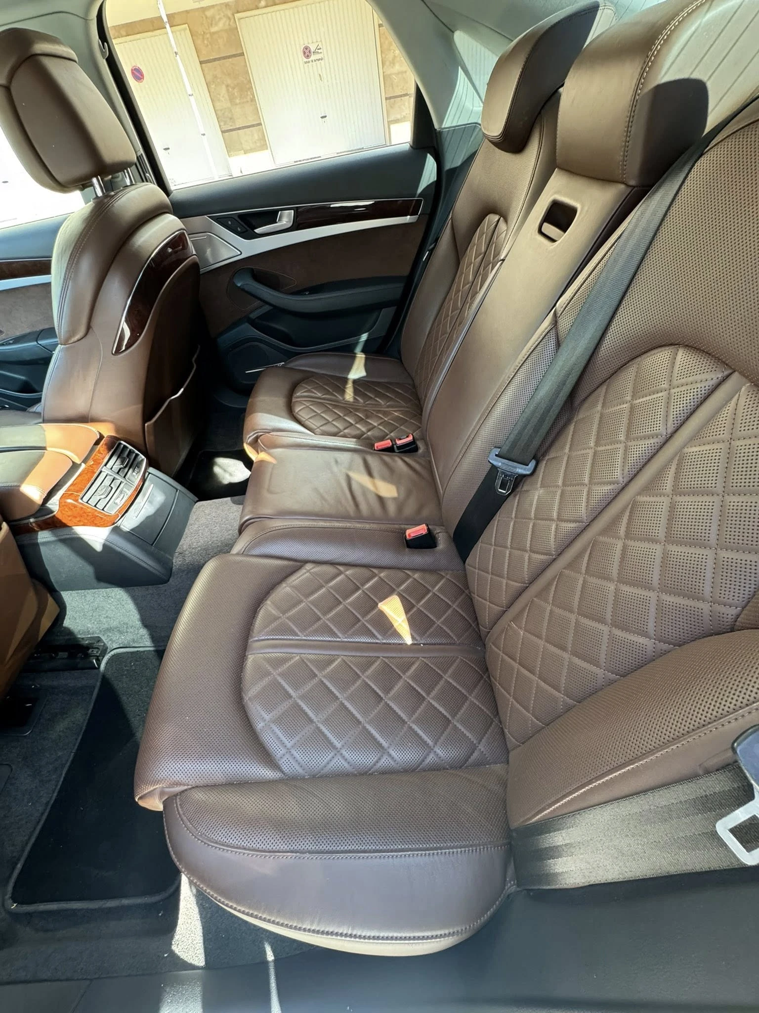 Audi A8  - изображение 5