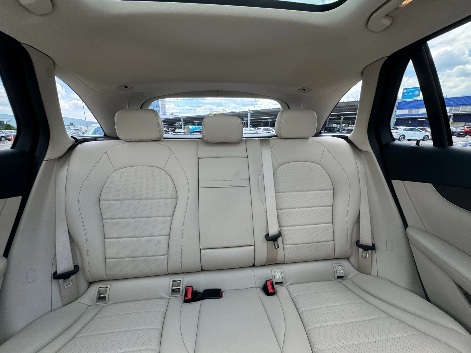 Mercedes-Benz GLC 350  - изображение 6