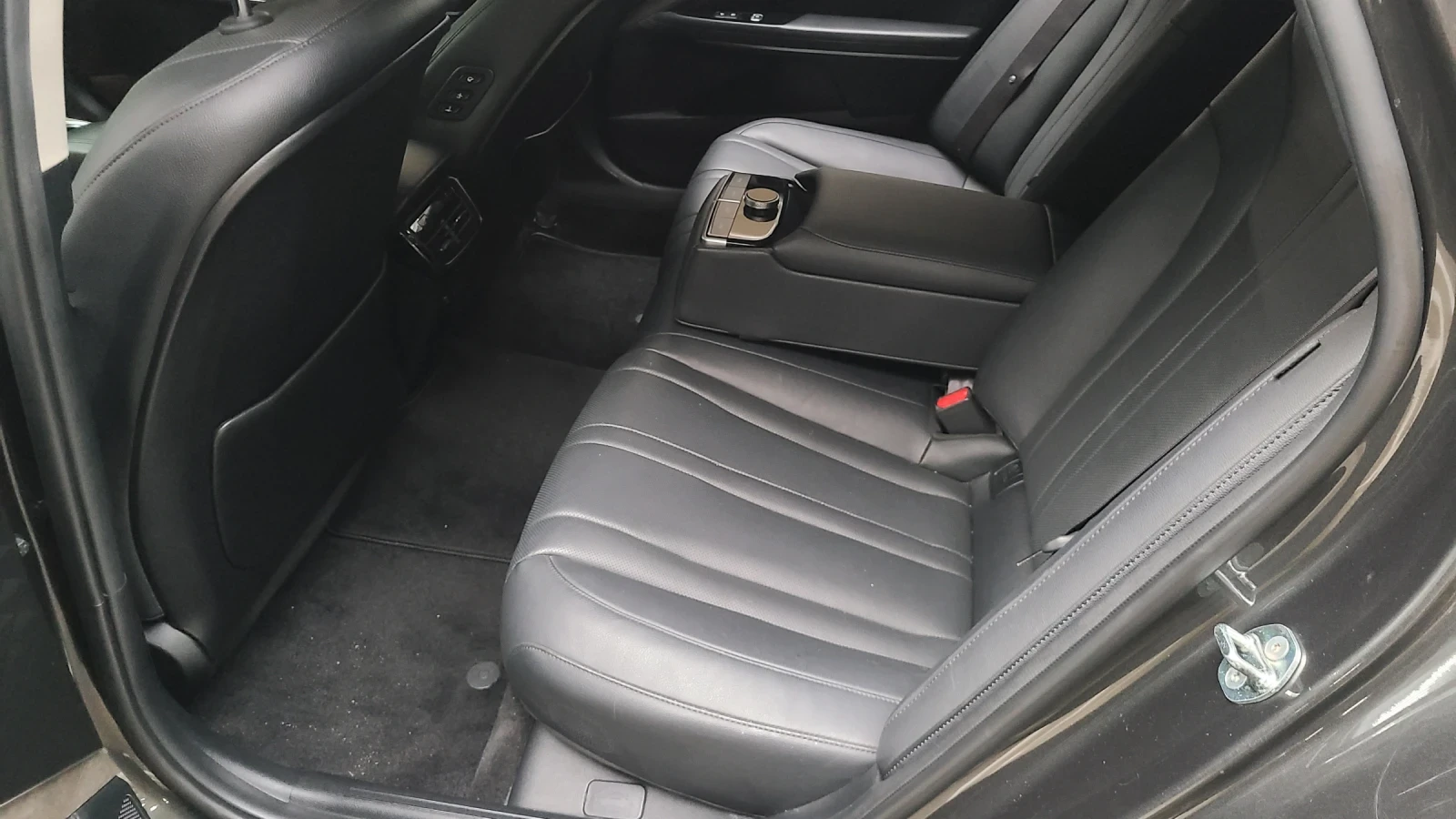 Kia K8 ОЧАКВАН ВНОС, ЕДИНСТВЕНА, 360 камера, HEAD UP, AMB - изображение 9