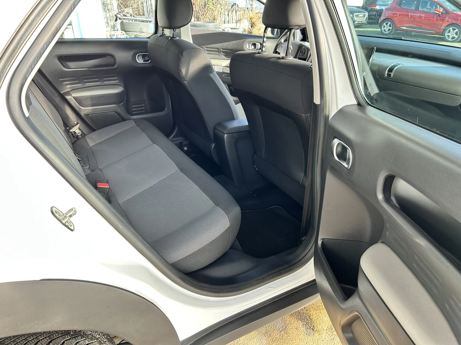 Citroen C4 Cactus 1.5HDI* NAVI* LED* EU6* Chill Red | Mobile.bg � ����������� 11