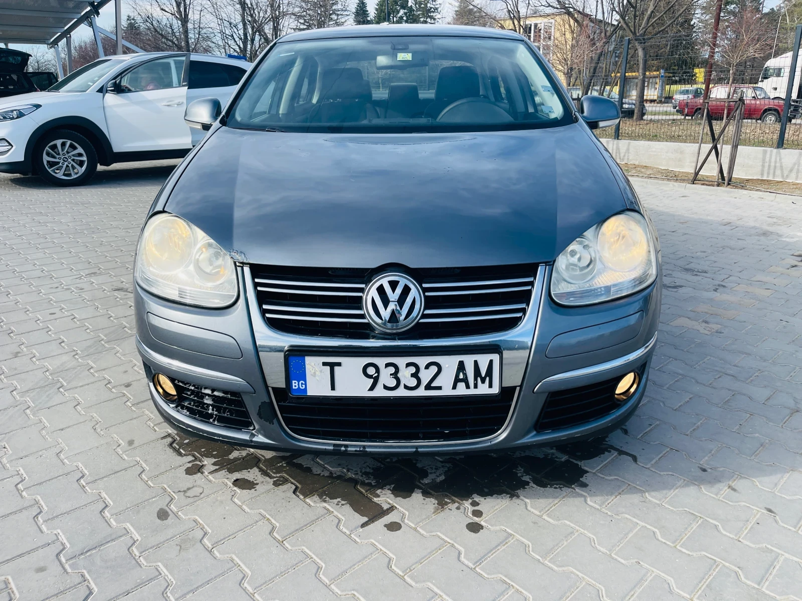 VW Jetta 1.9 TDI, снимка 3 - Автомобили и джипове - 54142273