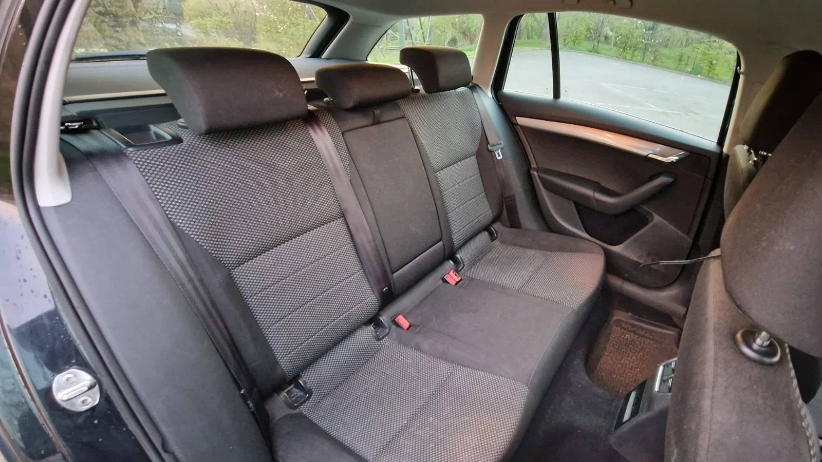 Skoda Octavia, снимка 8 - Автомобили и джипове - 54455211