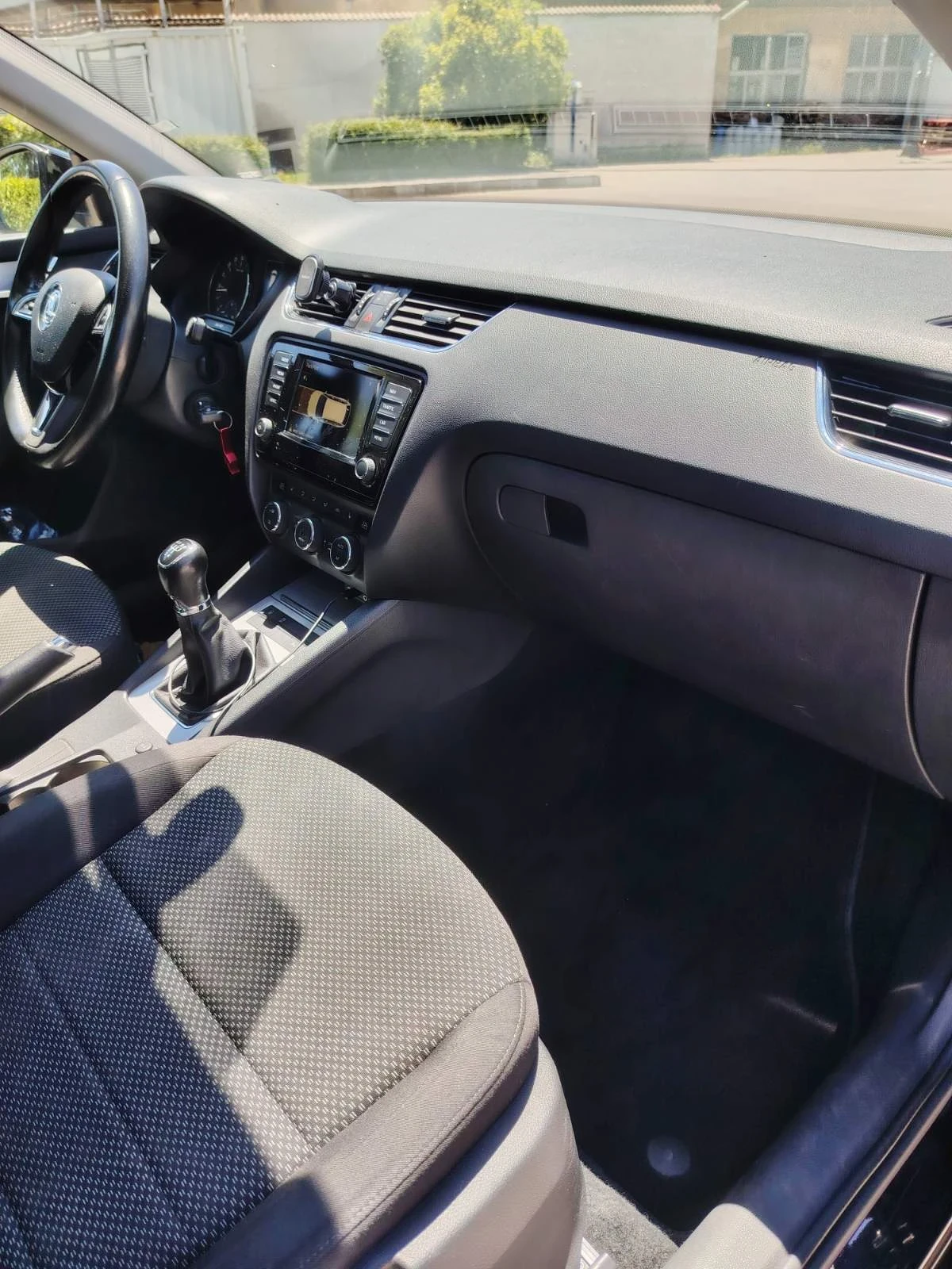 Skoda Octavia, снимка 9 - Автомобили и джипове - 54815174