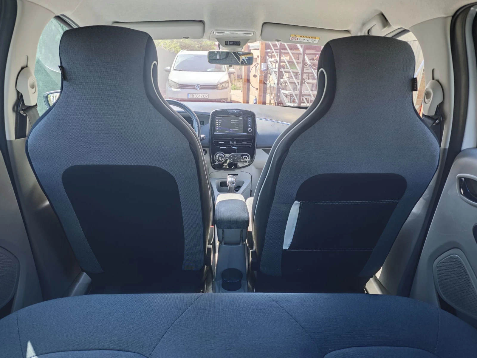 Renault Zoe, снимка 11 - Автомобили и джипове - 54742494