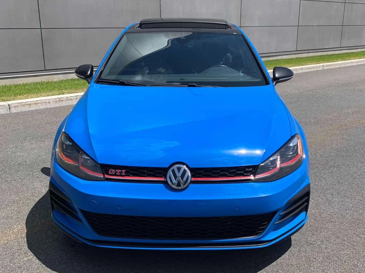 VW Golf GTI * Autobahn * ОТ ПРЕДСТАВИТЕЛСТВО, снимка 2 - Автомобили и джипове - 54761276