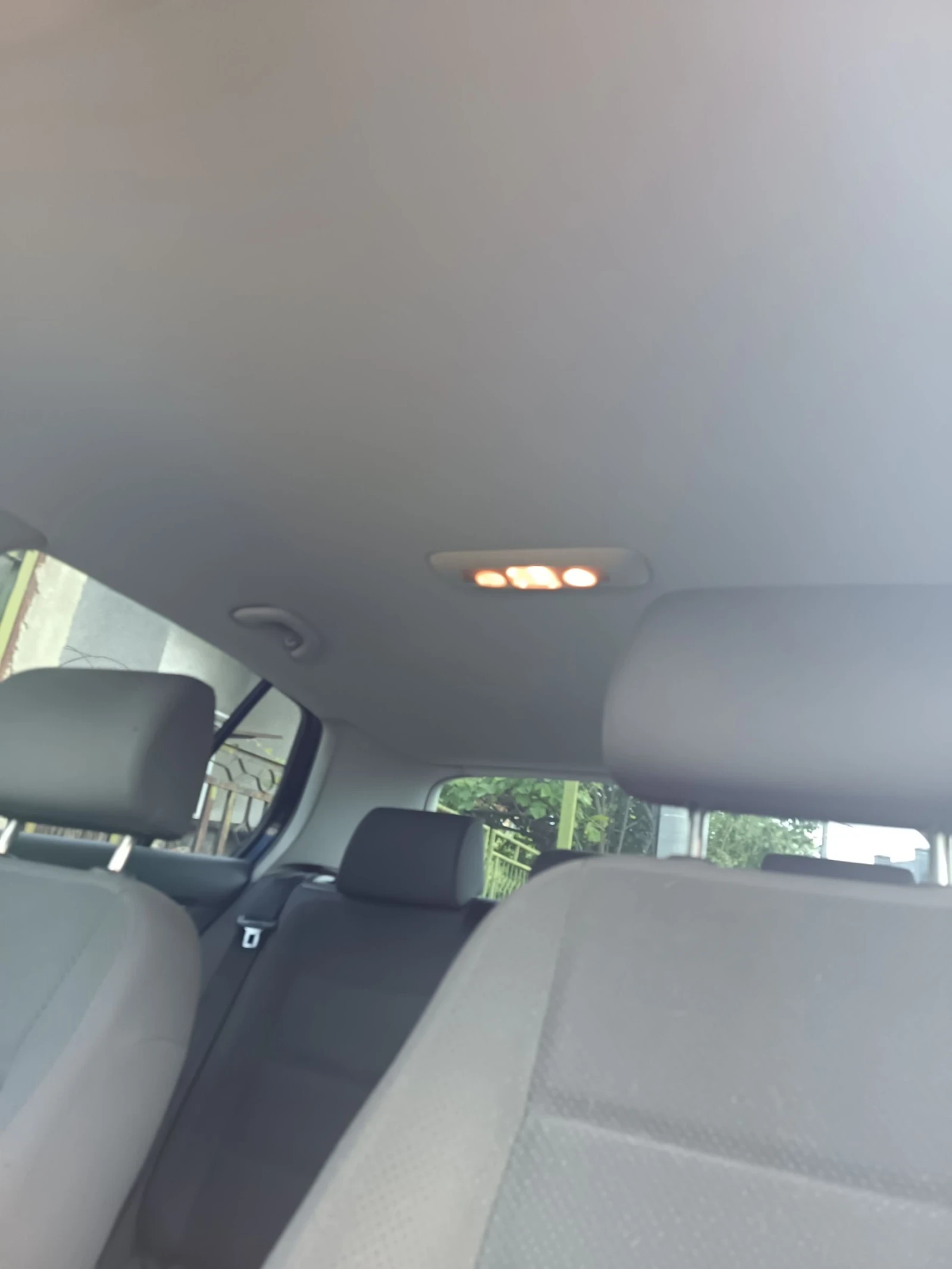 VW Golf Голф5, снимка 8 - Автомобили и джипове - 54779990