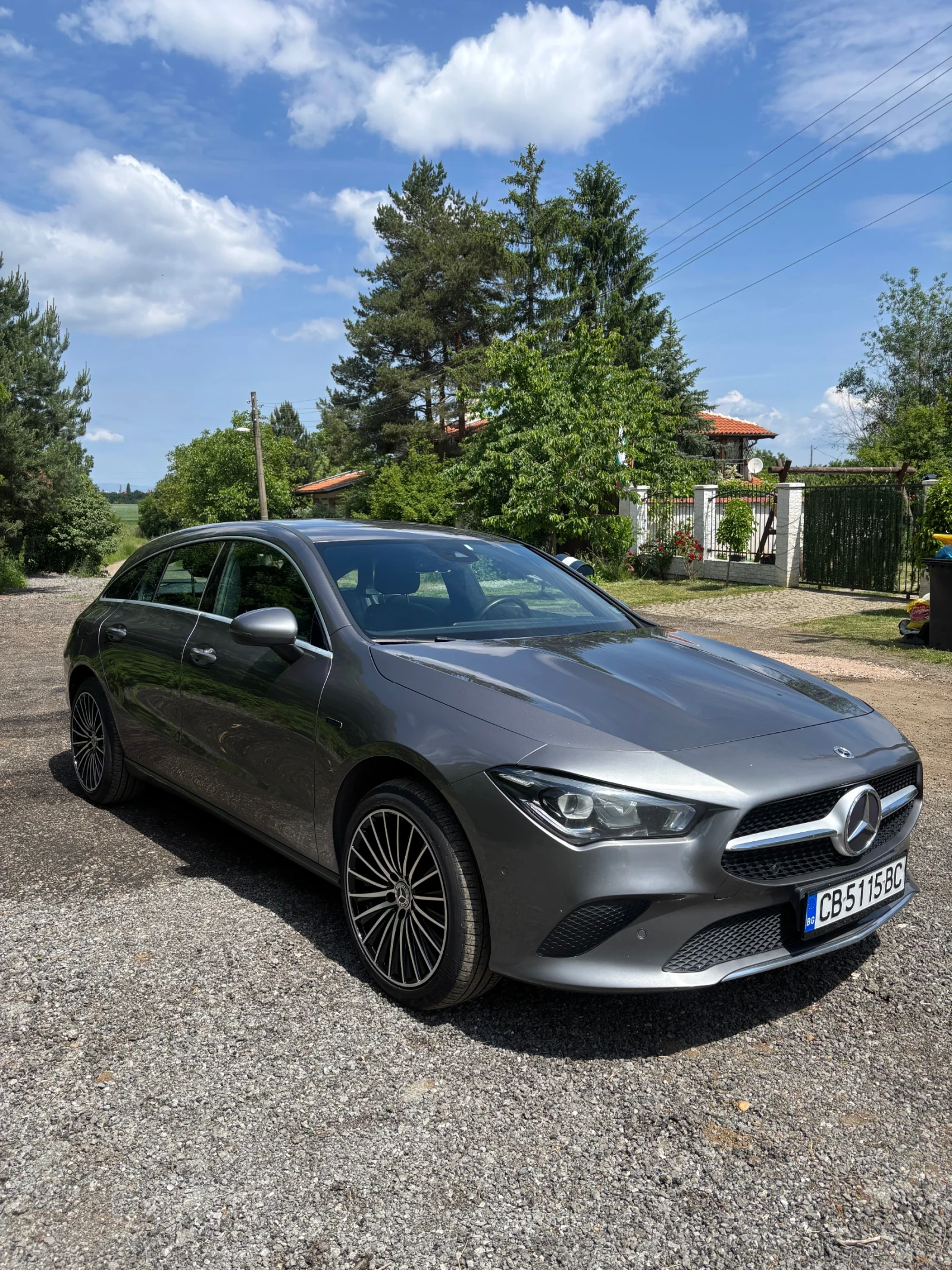 Mercedes-Benz CLA 250 Shooting Brake Plug-in hybrid 218к.с. , снимка 2 - Автомобили и джипове - 55105793