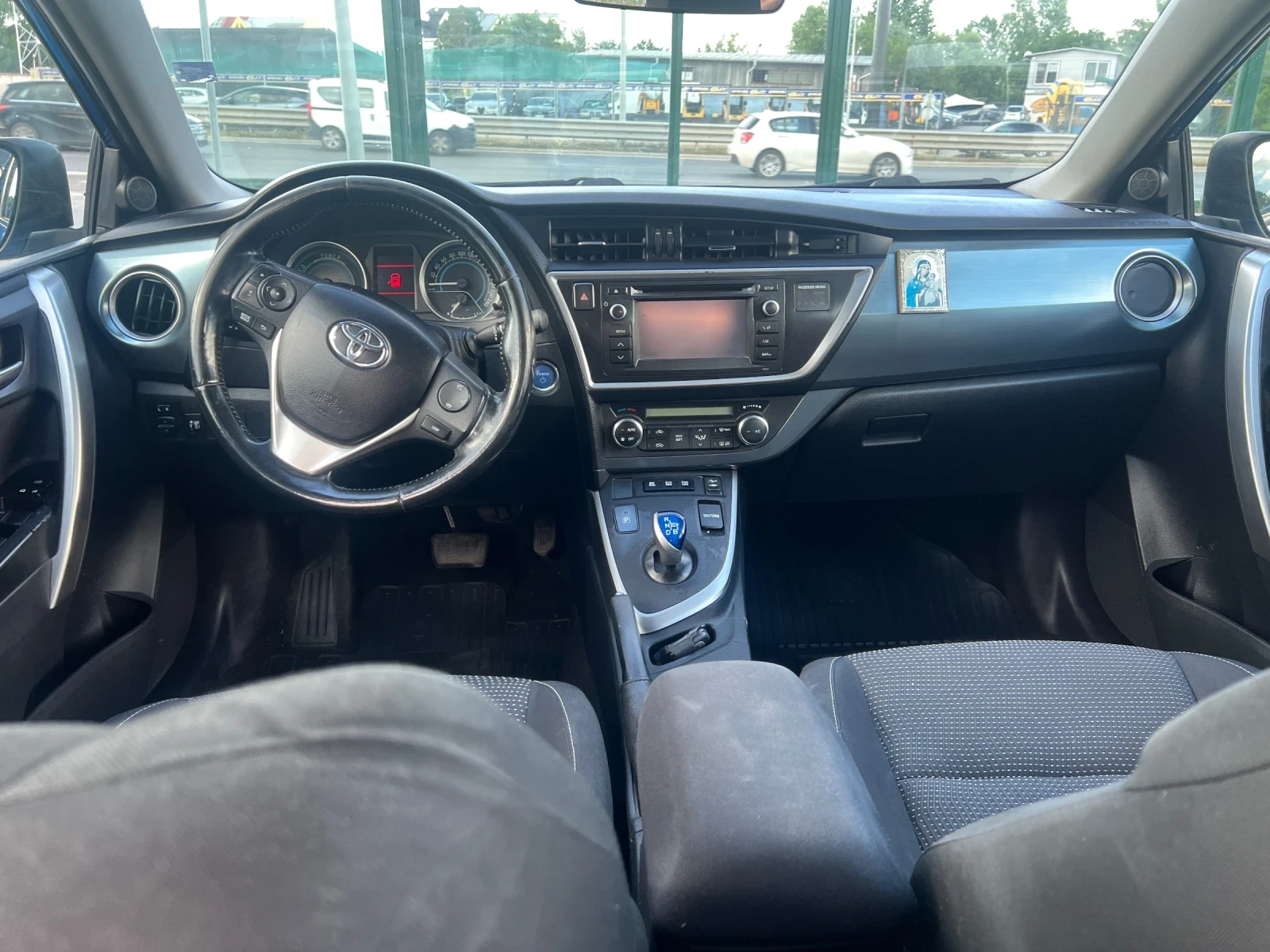 Toyota Auris 1.8i, снимка 6 - Автомобили и джипове - 55062208