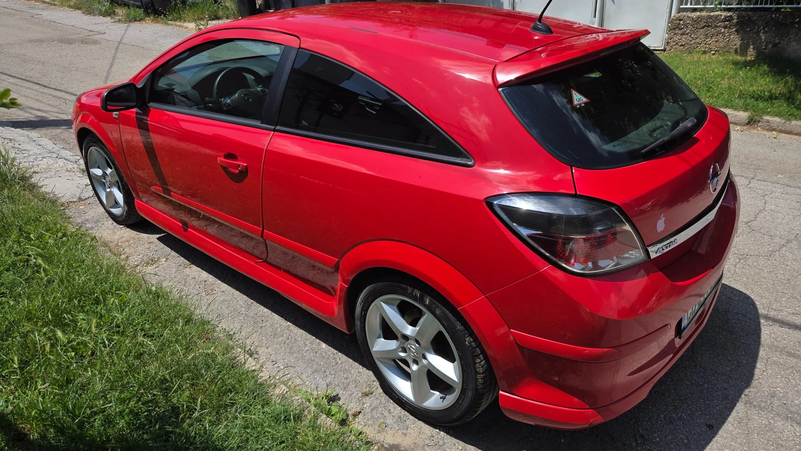 Opel Astra H GTC, снимка 3 - Автомобили и джипове - 55096252