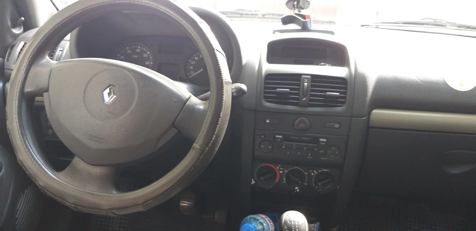 Renault Clio, снимка 6 - Автомобили и джипове - 55132442