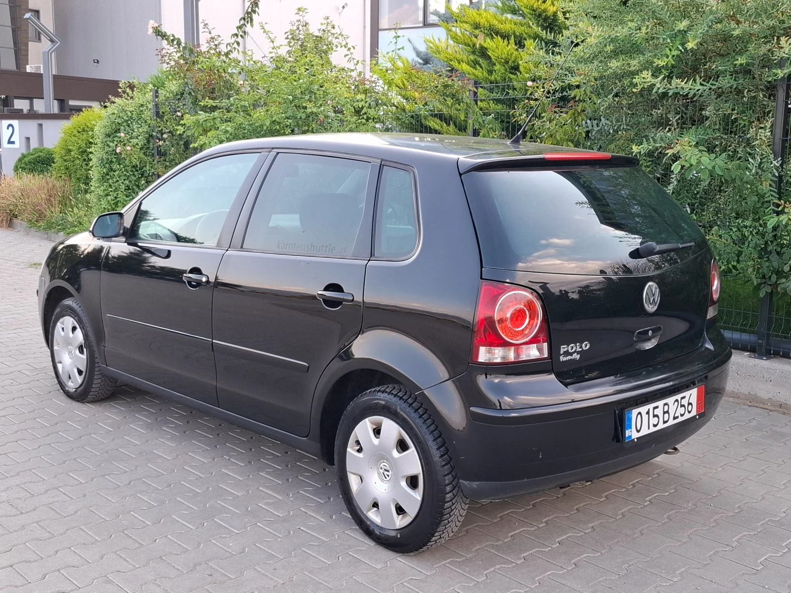 VW Polo 1.2I* (70кс)* FAMILY* FACELIFT* НОВ ВНОС* , снимка 14 - Автомобили и джипове - 55826634
