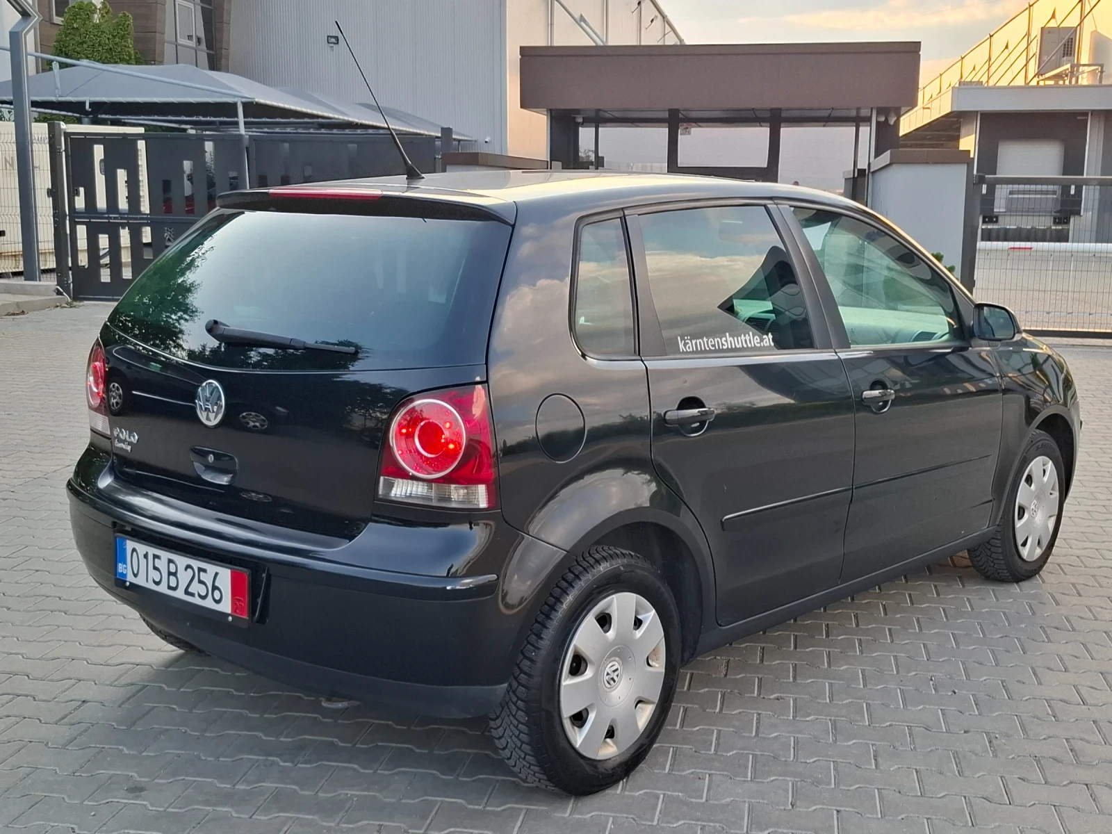 VW Polo 1.2I* (70кс)* FAMILY* FACELIFT* НОВ ВНОС* , снимка 5 - Автомобили и джипове - 55826634