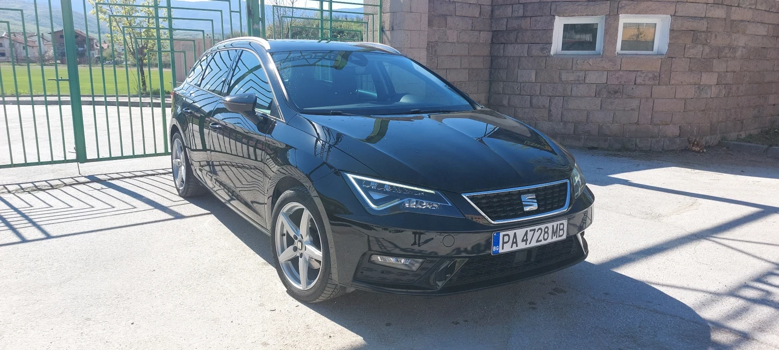 Seat Leon DIGITAL DISTRONIC, снимка 2 - Автомобили и джипове - 56011444