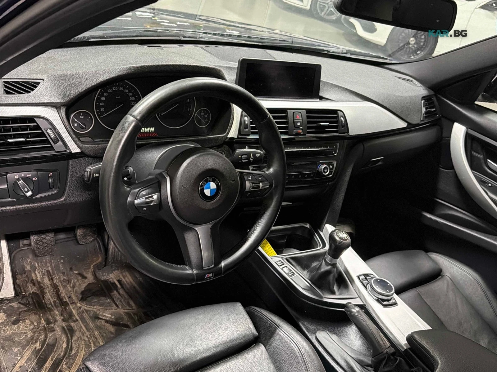BMW 335 M Sport Manual Цена до България & АвтоКредит, снимка 7 - Автомобили и джипове - 56069864