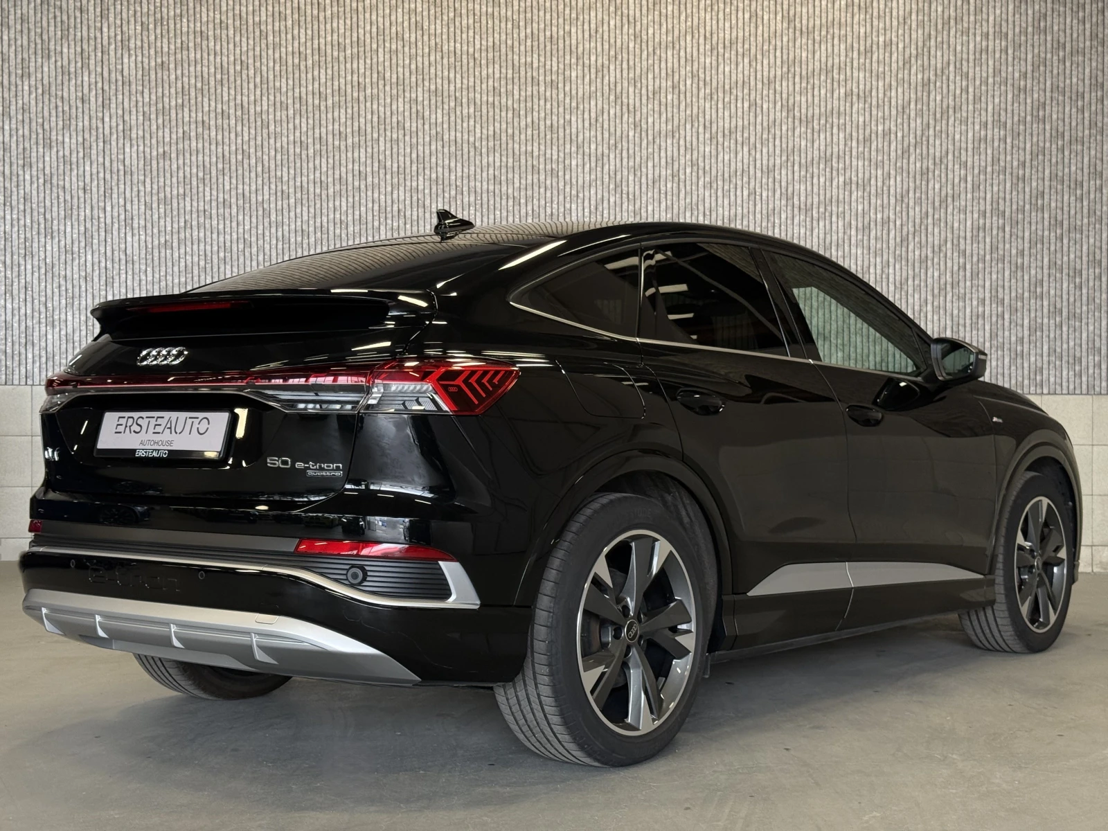 Audi E-Tron Q4 50 SPORTBACK S LINE QUATTRO , снимка 5 - Автомобили и джипове - 56721877
