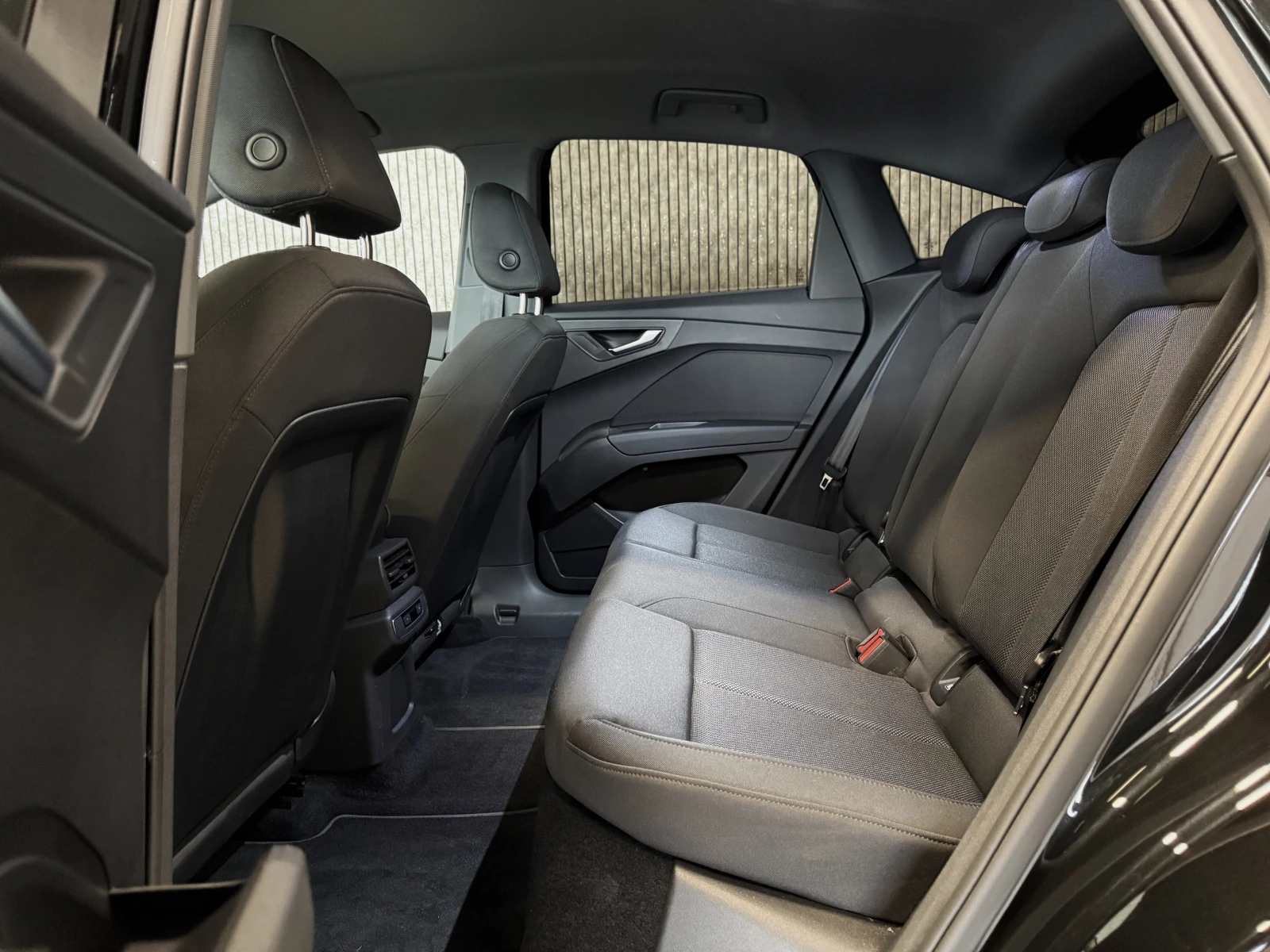 Audi E-Tron Q4 50 SPORTBACK S LINE QUATTRO , снимка 13 - Автомобили и джипове - 56721877