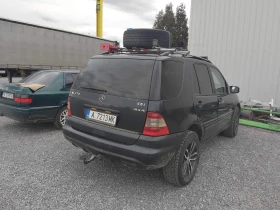 Mercedes-Benz ML 270 Джип, снимка 2