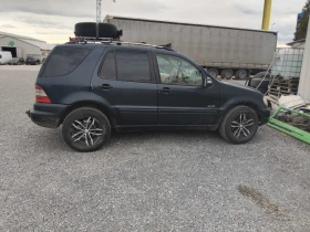 Mercedes-Benz ML 270 Джип, снимка 3