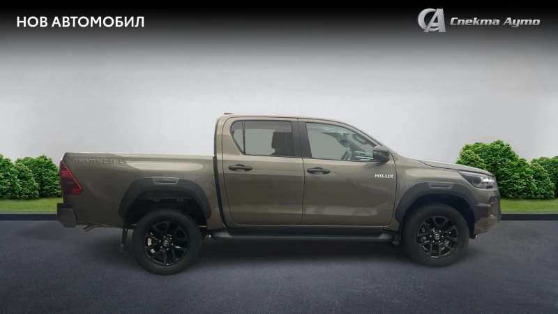 Toyota Hilux INVINCIBLE JBL 48V 2.8 , Месечна вноска от 647 лв., снимка 4 - Автомобили и джипове - 49544112