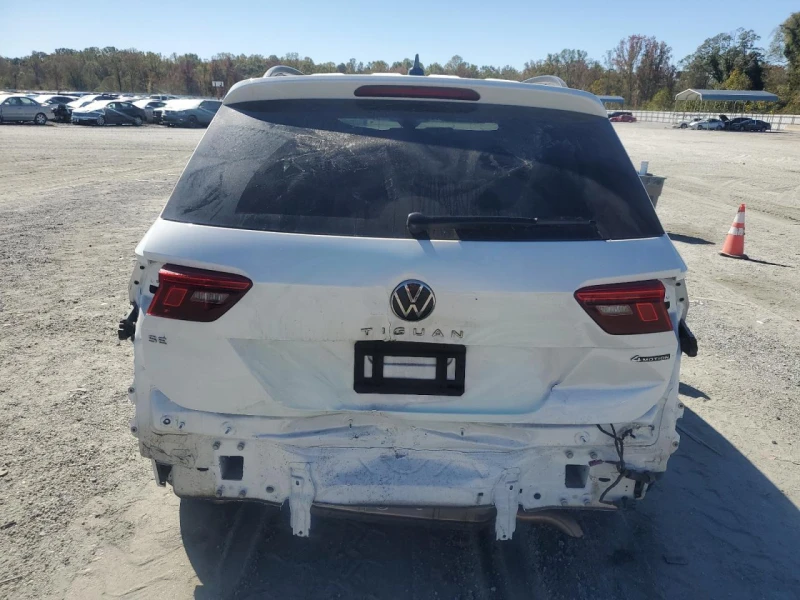 VW Tiguan 2l Volkswagen Se R-Line Black, снимка 6 - Автомобили и джипове - 53278192