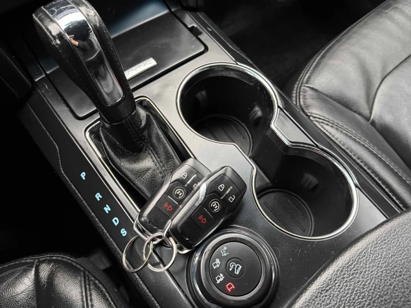 Ford Explorer XLT AWD * ПОДГРЕВИ* КОЖА* ДВА КЛЮЧА* , снимка 13 - Автомобили и джипове - 53370875