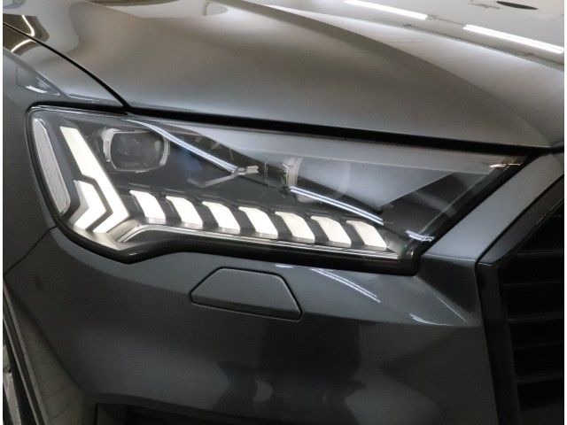 Audi Q7 50TDI S-LINE QUTTRO 7-МЕСТЕН PANO HUD 360 B&O , снимка 2 - Автомобили и джипове - 44176638
