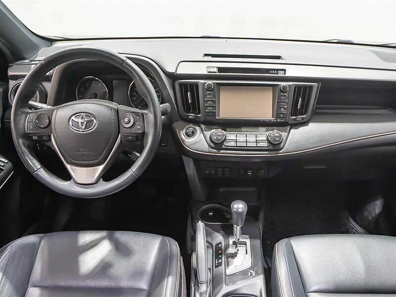 Toyota Rav4, снимка 10 - Автомобили и джипове - 54786531