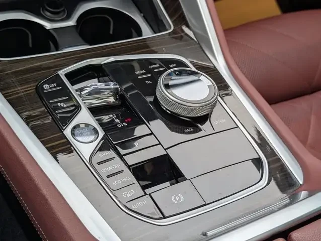 BMW X6 xDrive40i M-Sport Facelift, снимка 11 - Автомобили и джипове - 55885579