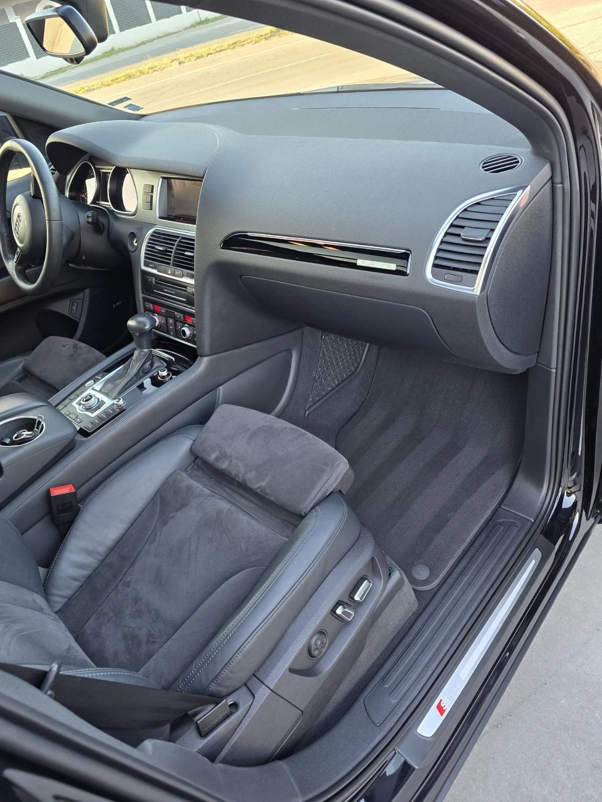 Audi Q7 S-Line  | Mobile.bg — изображение 10