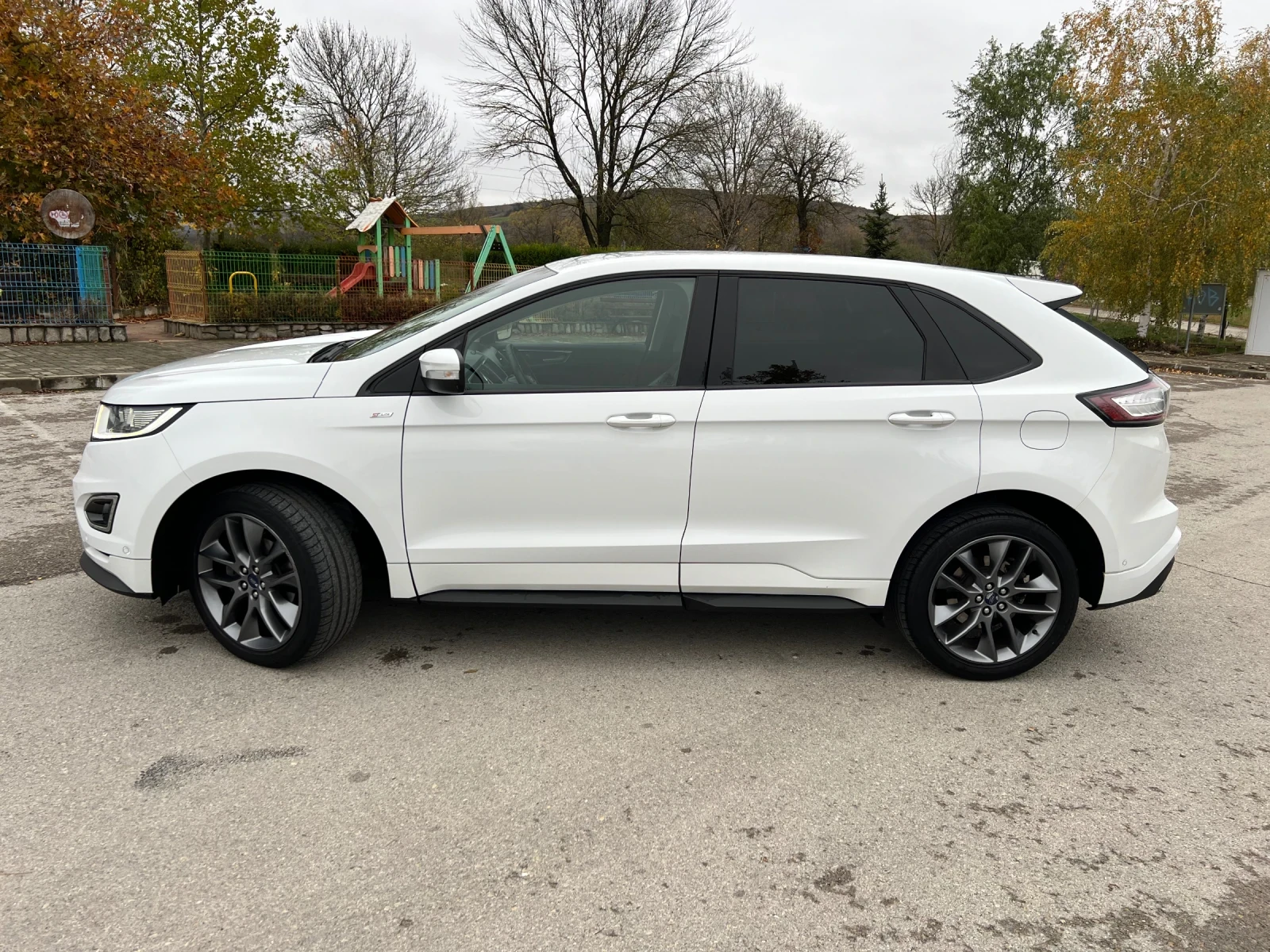 Ford Edge 2.0TDCI ST Line - изображение 9