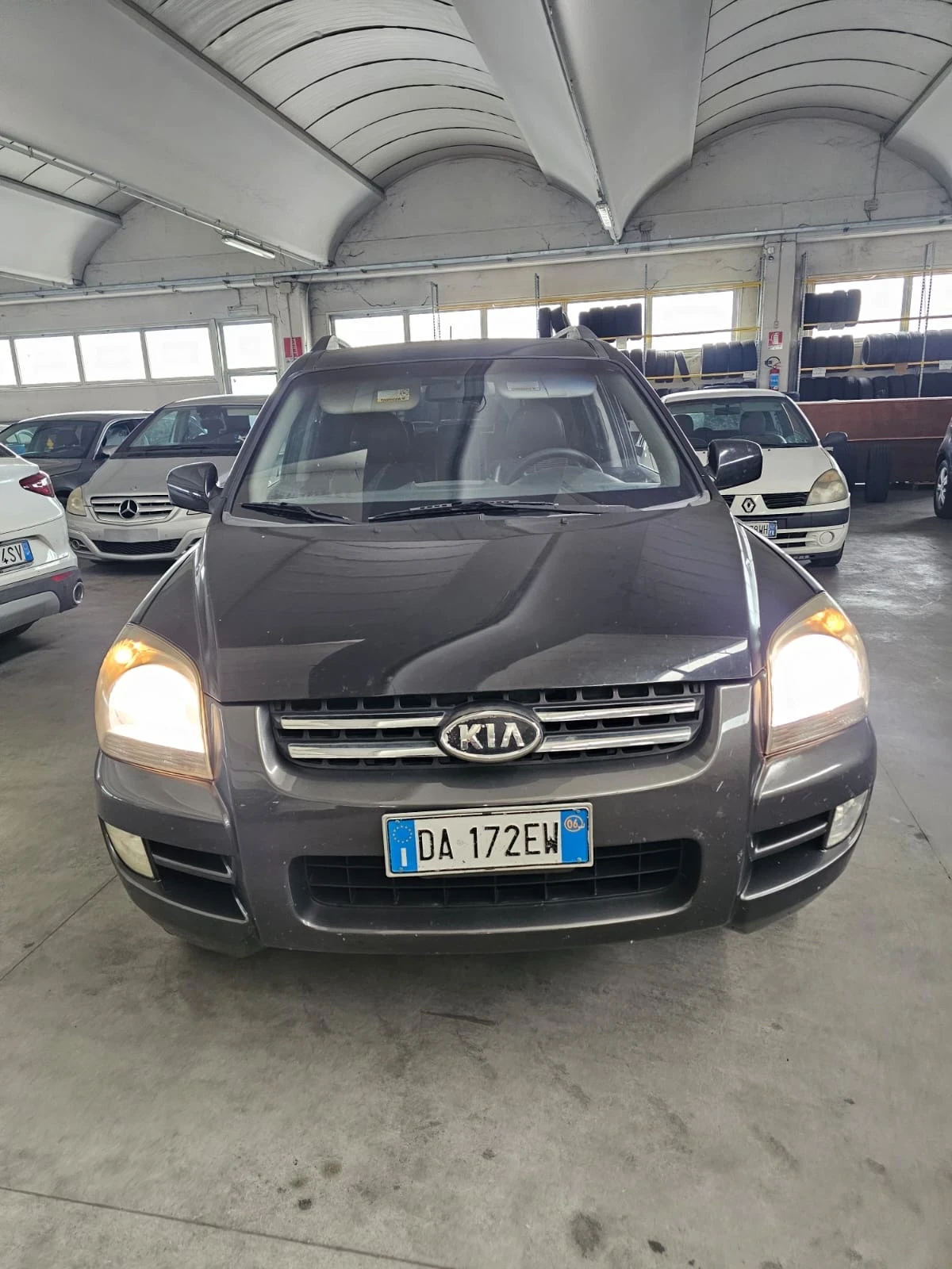 Kia Sportage 2.0i CNG 4x4 ITALIA - изображение 2