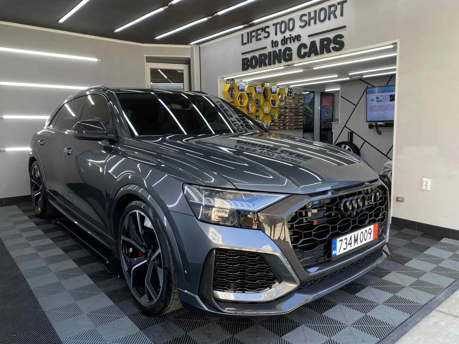 Audi RSQ8 Carbon edition - изображение 8