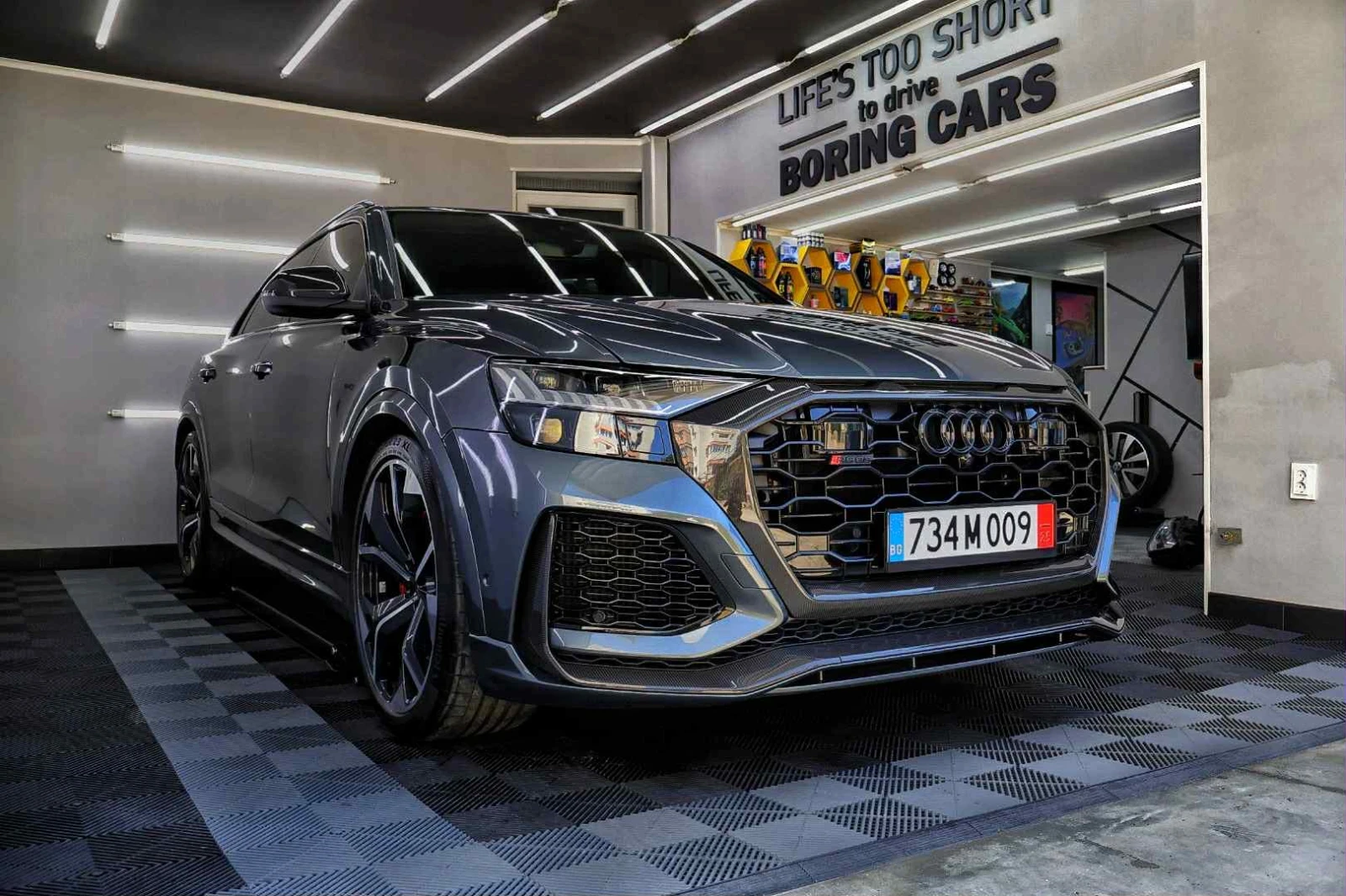 Audi RSQ8 Carbon edition - изображение 2