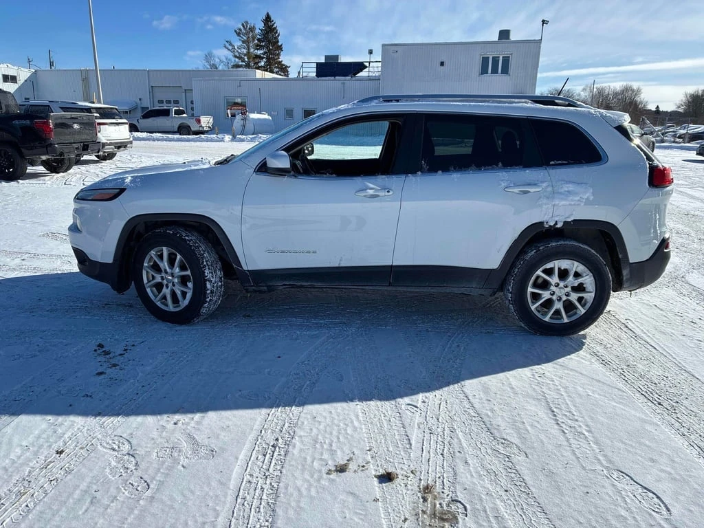 Jeep Cherokee * North * CARFAX * ЦЕНА ДО БГ - изображение 2