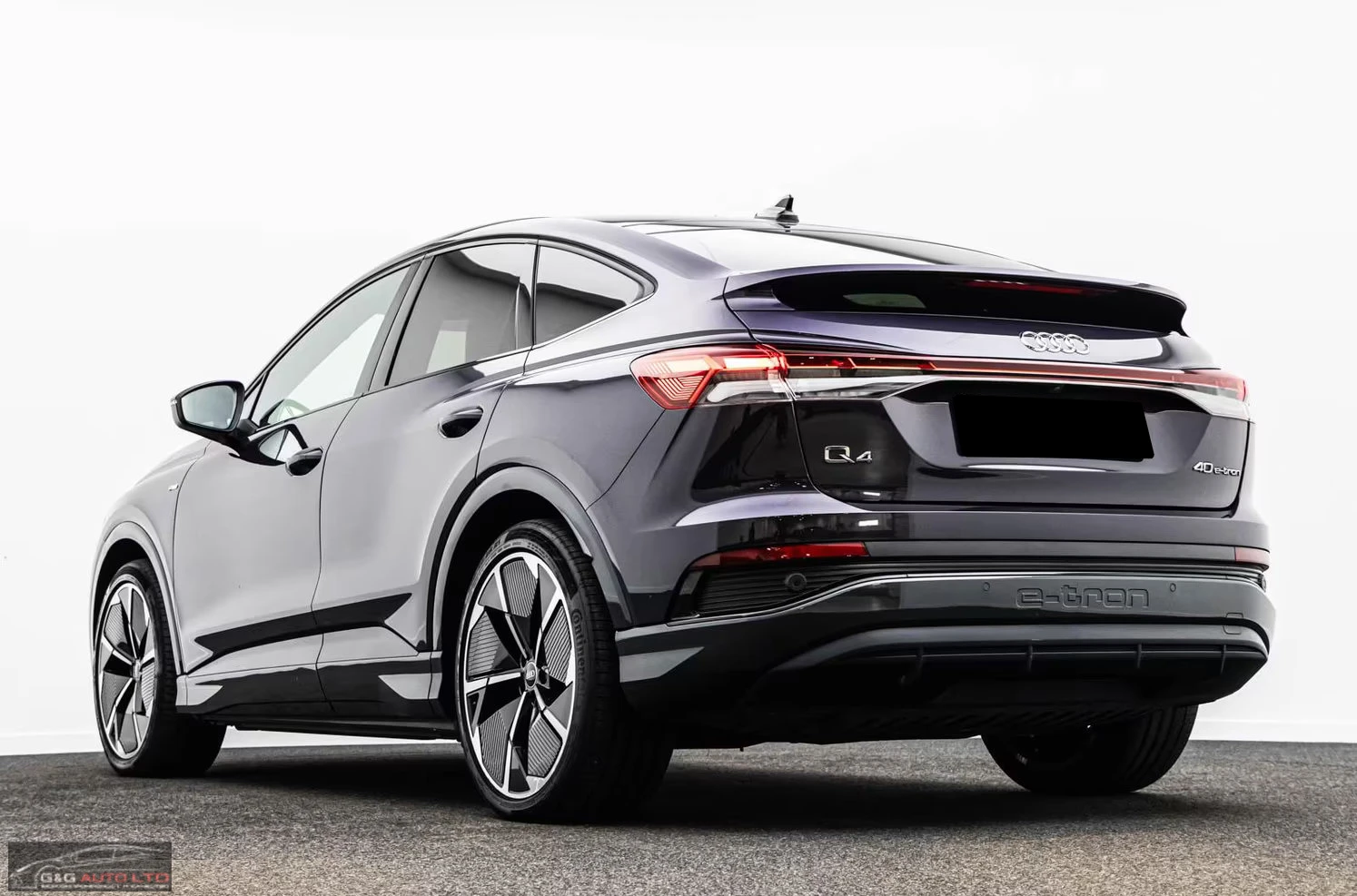 Audi Q4 40e-TRON/204HP/SPORTBACK/2xS-LINE/HUD/MEMO/918g, снимка 5 - Автомобили и джипове - 53824993