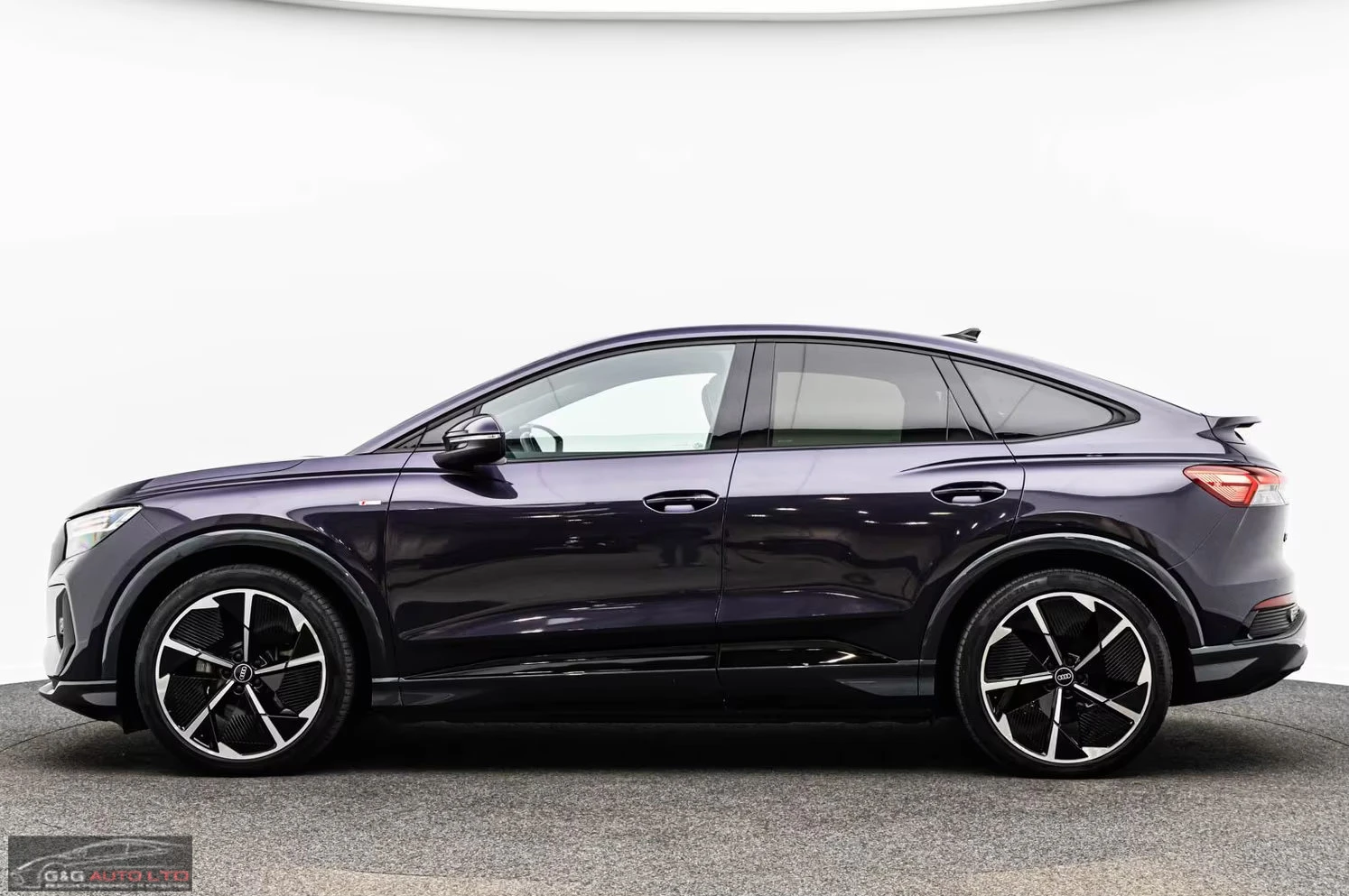 Audi Q4 40e-TRON/204HP/SPORTBACK/2xS-LINE/HUD/MEMO/918g, снимка 3 - Автомобили и джипове - 53824993