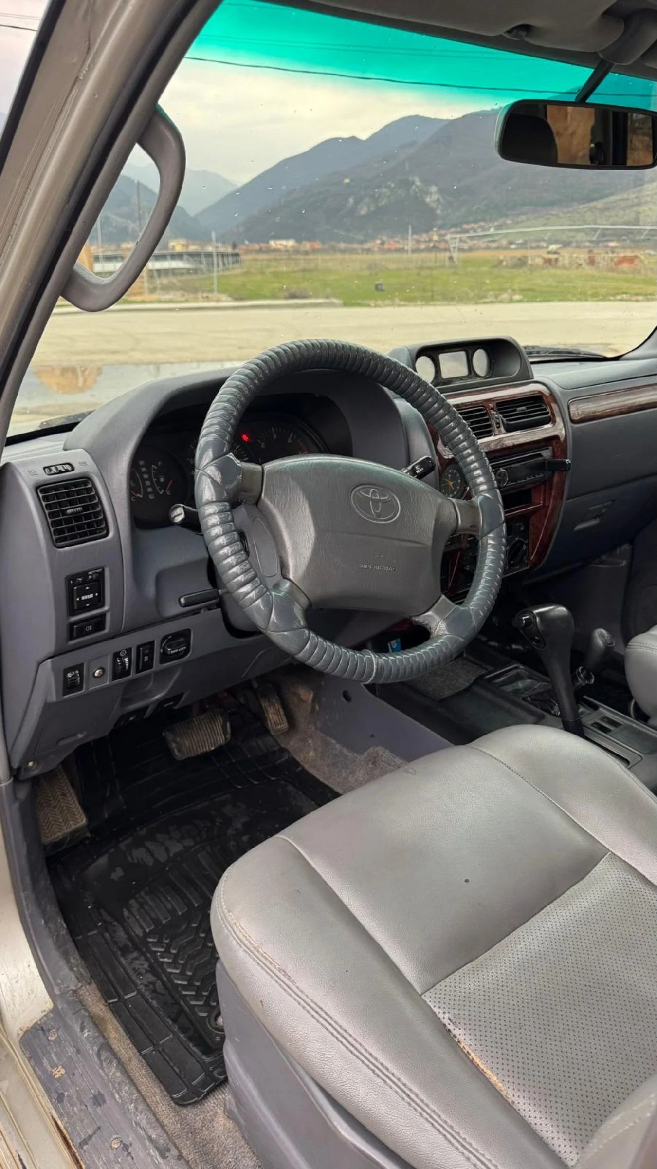 Toyota Land cruiser, снимка 6 - Автомобили и джипове - 53906943