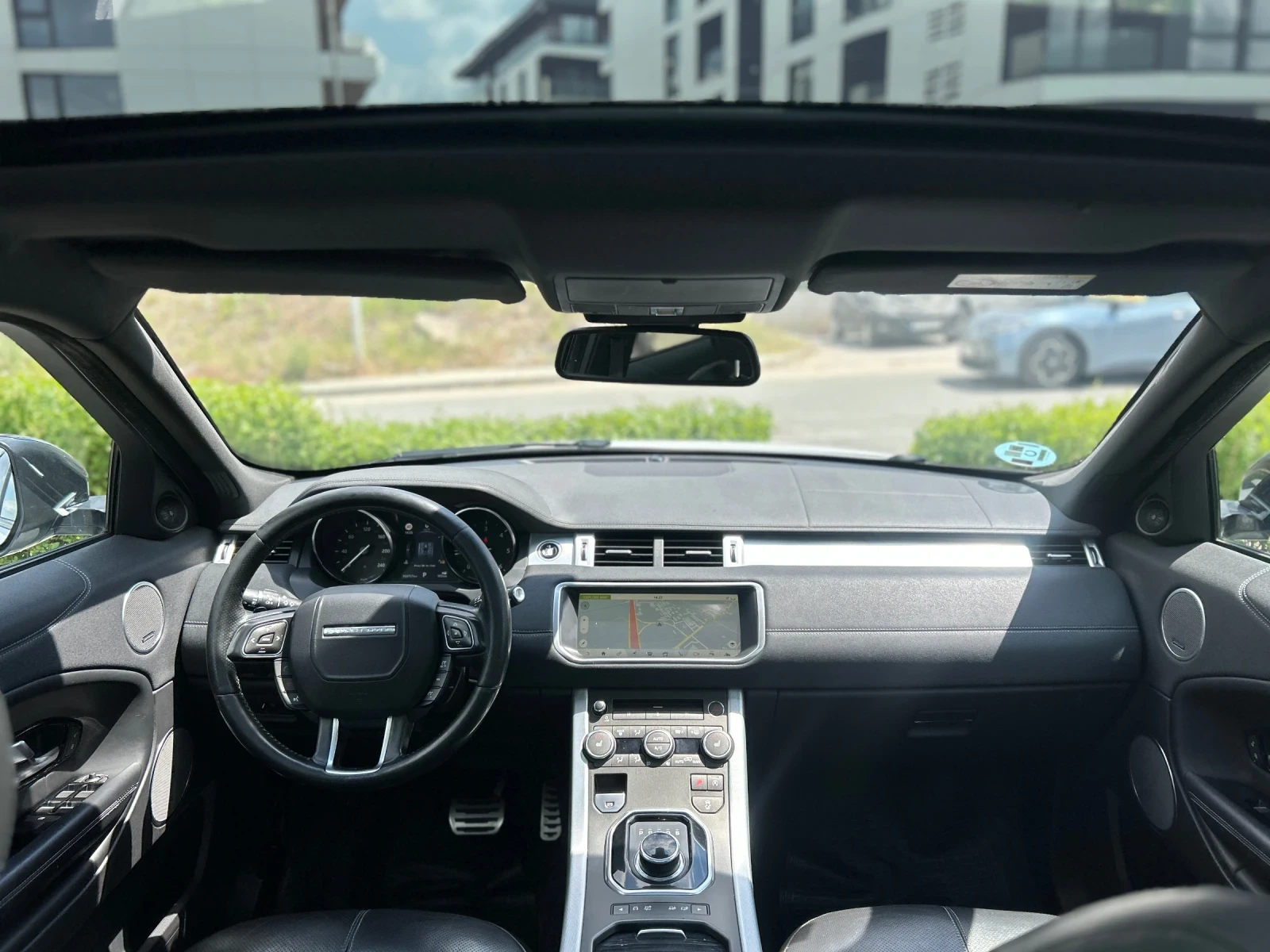 Land Rover Range Rover Evoque 4x4* Shadow Line, снимка 11 - Автомобили и джипове - 54621689