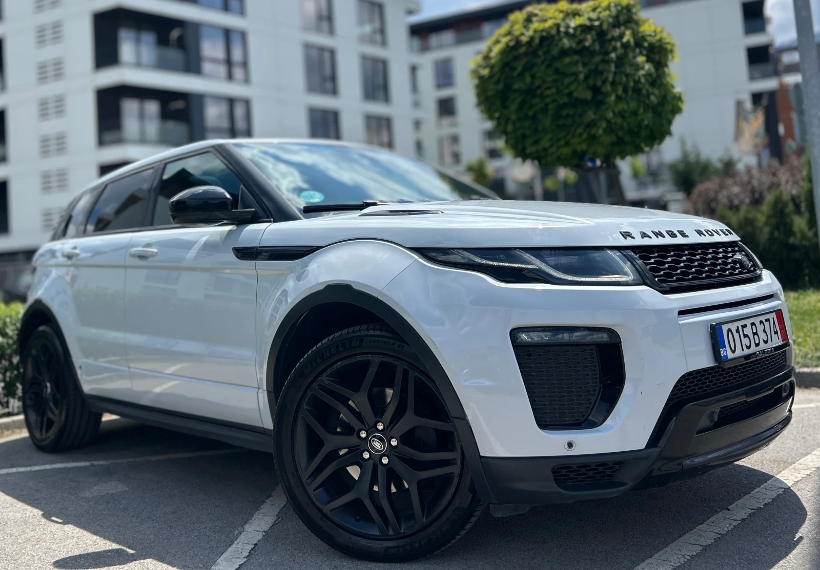 Land Rover Range Rover Evoque 4x4* Shadow Line, снимка 3 - Автомобили и джипове - 54621689