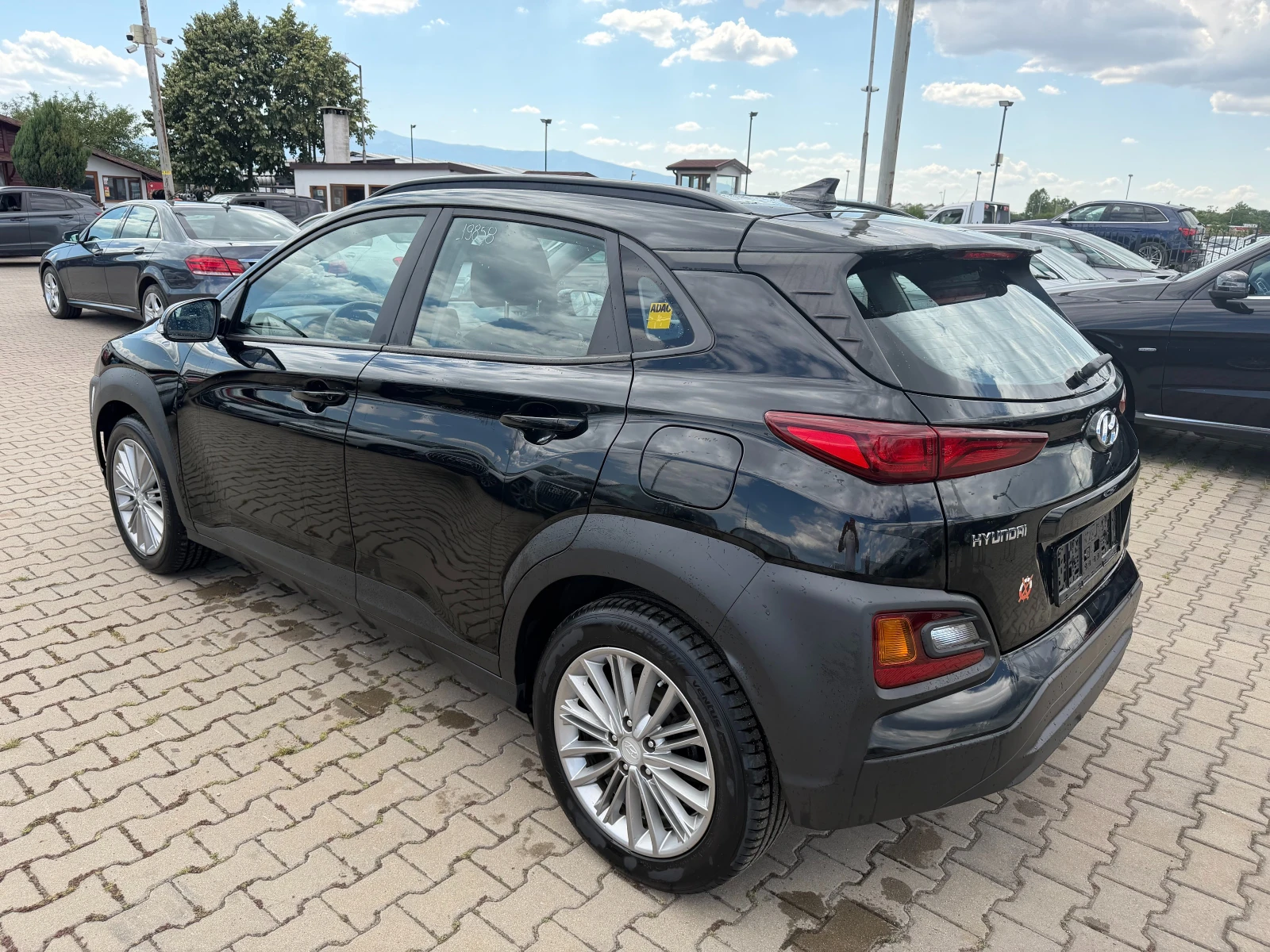 Hyundai Kona 1.6TGI 4WD AVTOMAT/NAVI/KAMERA EURO 6, снимка 8 - Автомобили и джипове - 55447830