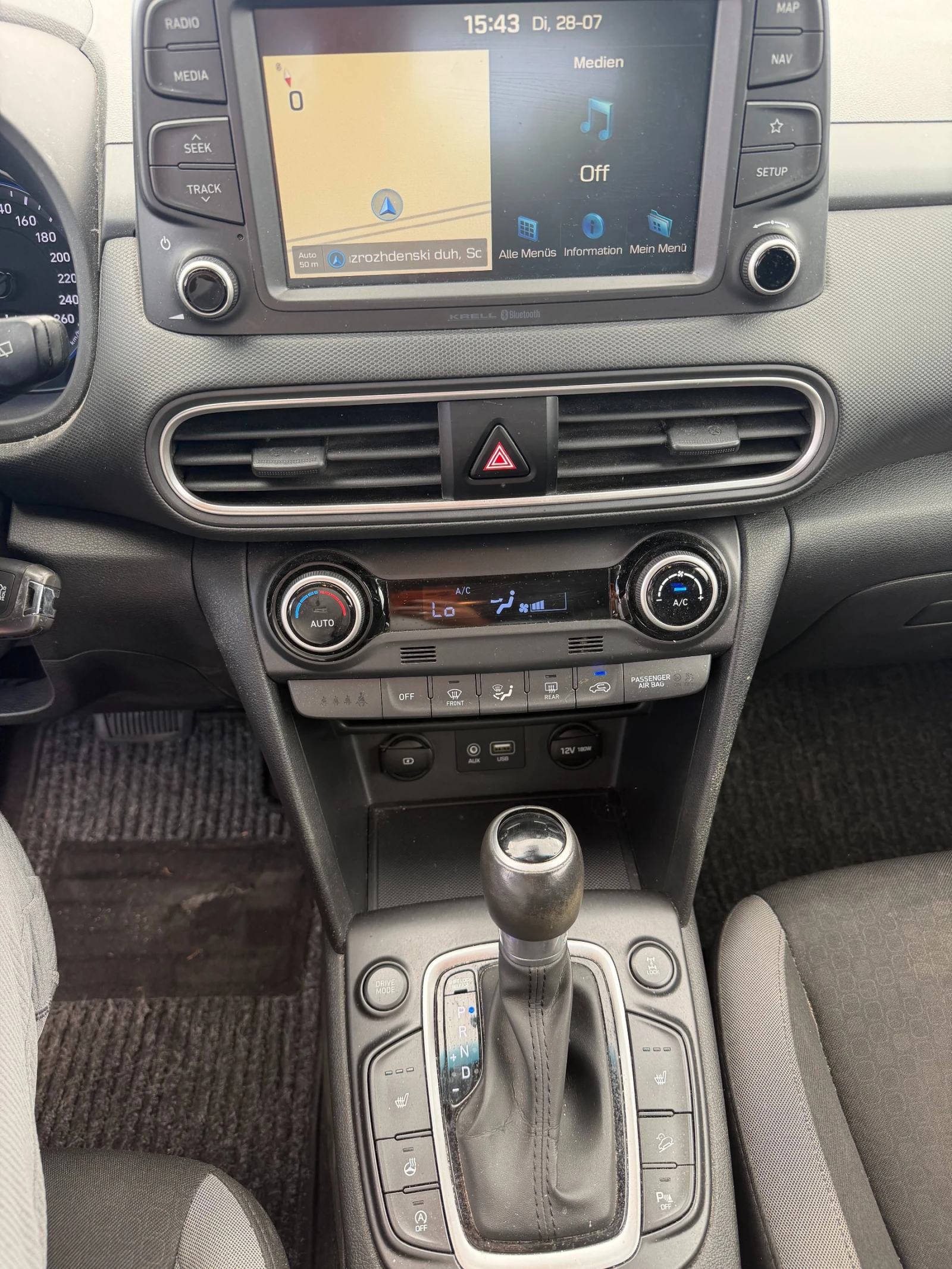 Hyundai Kona 1.6TGI 4WD AVTOMAT/NAVI/KAMERA EURO 6, снимка 12 - Автомобили и джипове - 55447830