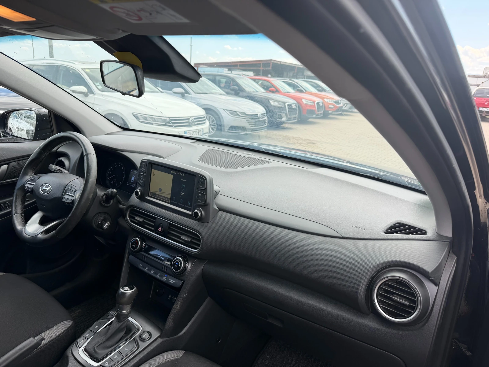 Hyundai Kona 1.6TGI 4WD AVTOMAT/NAVI/KAMERA EURO 6, снимка 10 - Автомобили и джипове - 55447830