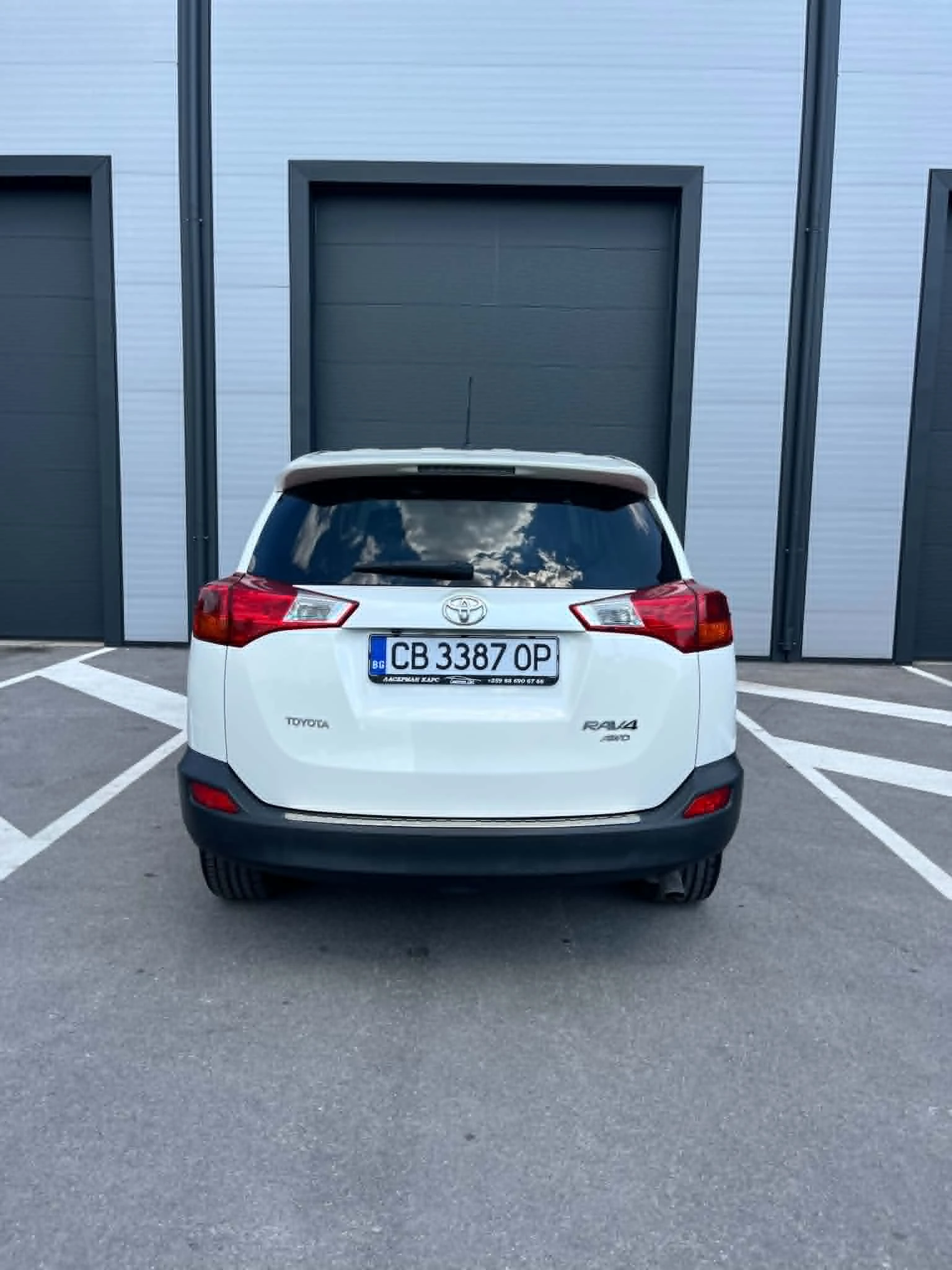 Toyota Rav4 2.2 D-CAT/4X4, снимка 5 - Автомобили и джипове - 55590547