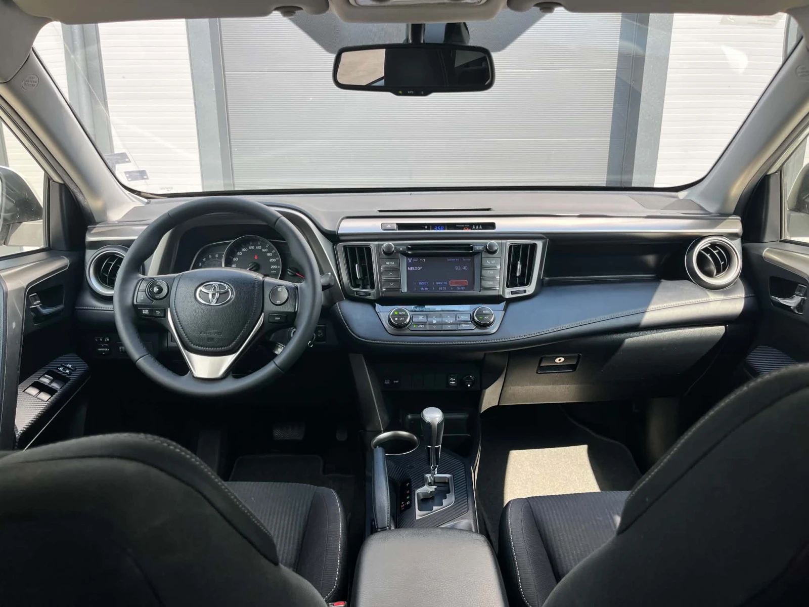 Toyota Rav4 2.2 D-CAT/4X4, снимка 9 - Автомобили и джипове - 55590547