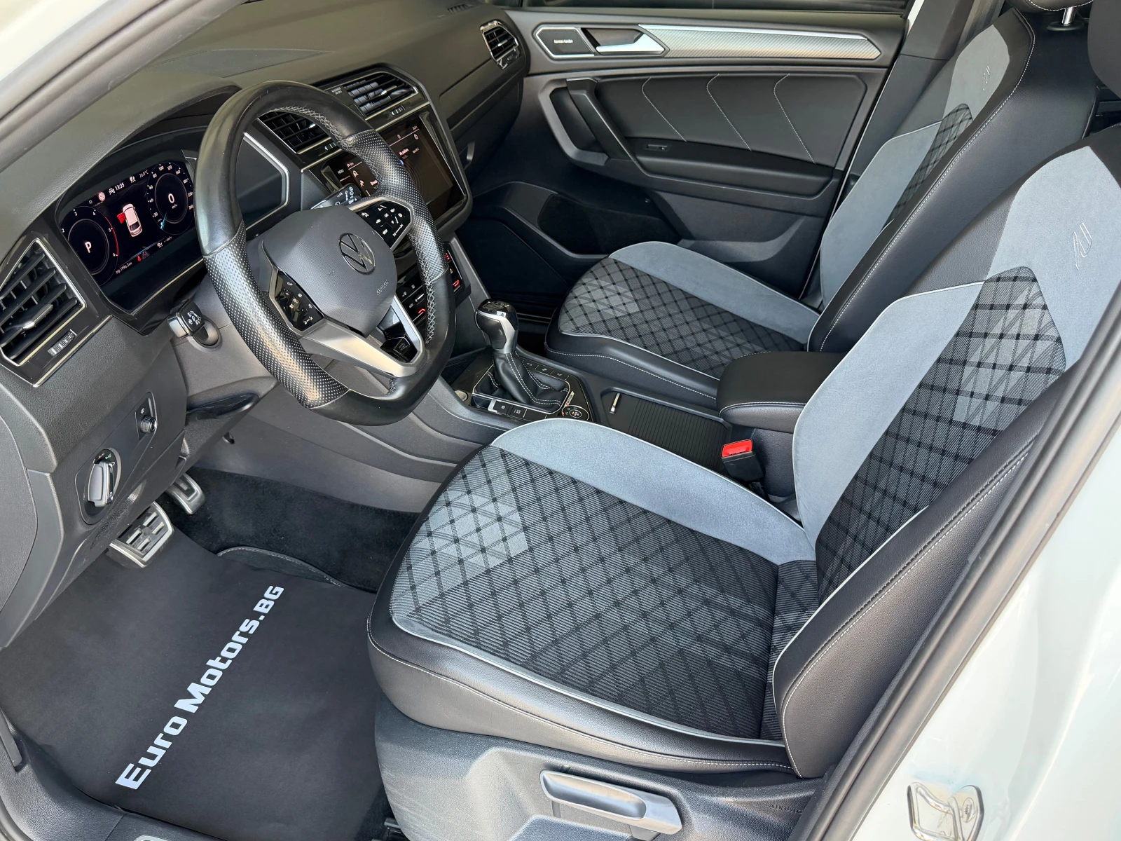 VW Tiguan ALLSPACE-2.0TDI, 200ps, 4-MOTION, R LINE, HEAD-UP,, снимка 8 - Автомобили и джипове - 55707980