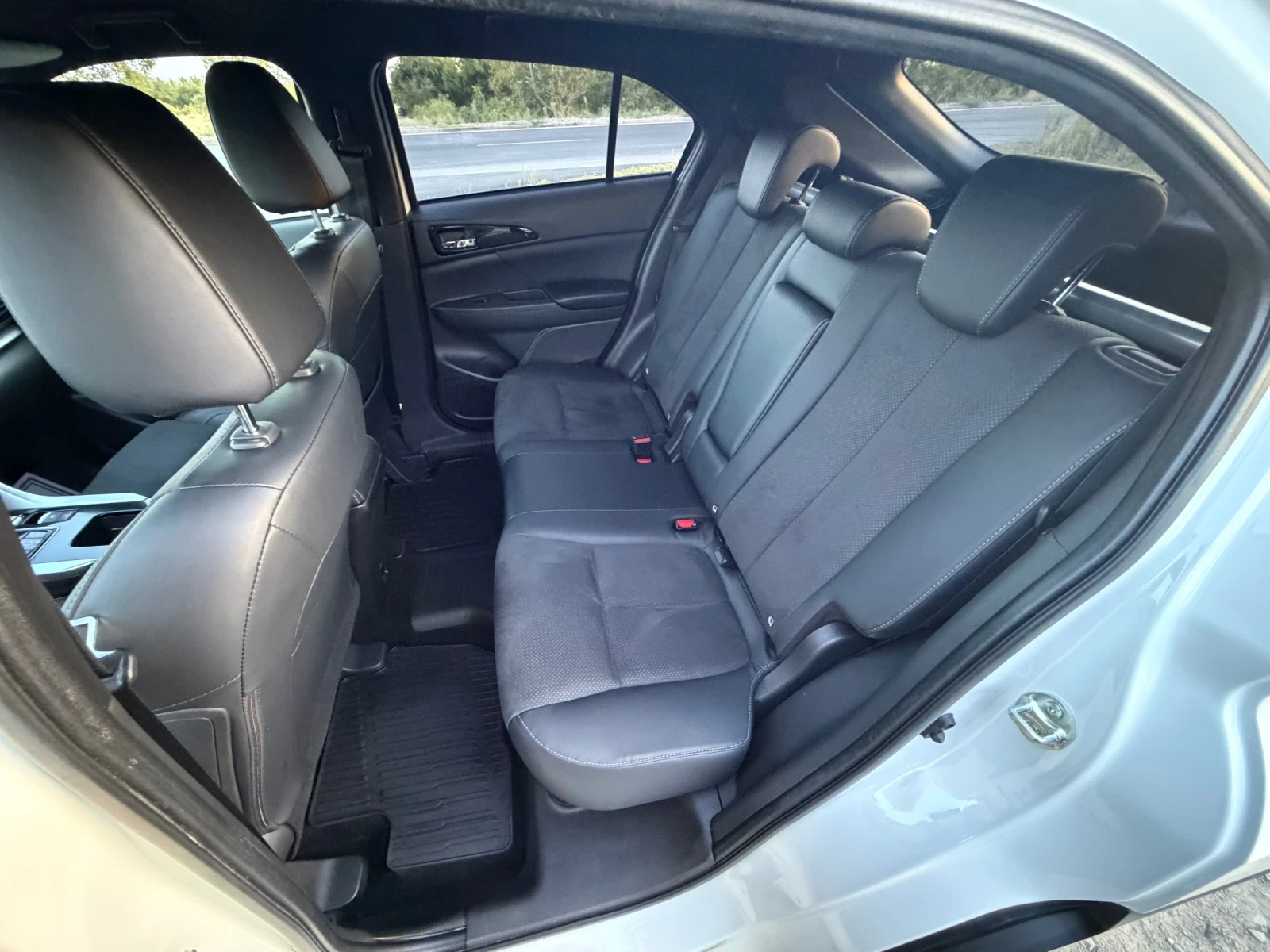Mitsubishi Eclipse Cross 2.4 PLUG IN-HYBRID / 4X4 / INSTYLE+ / WAZE | Mobile.bg � ����������� 11